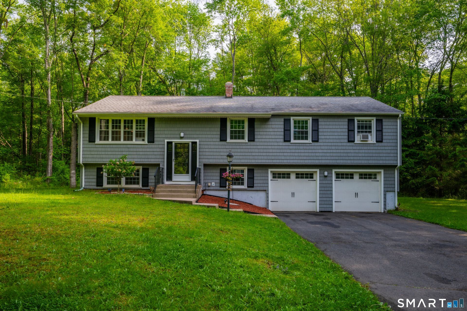 98 Old Meadow Plain, Simsbury, CT 06089 Main Photo