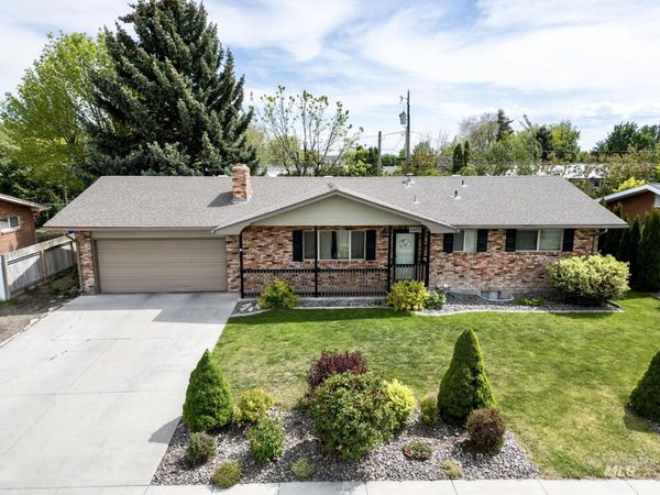 1053 E 18th St., Burley, ID 83318
