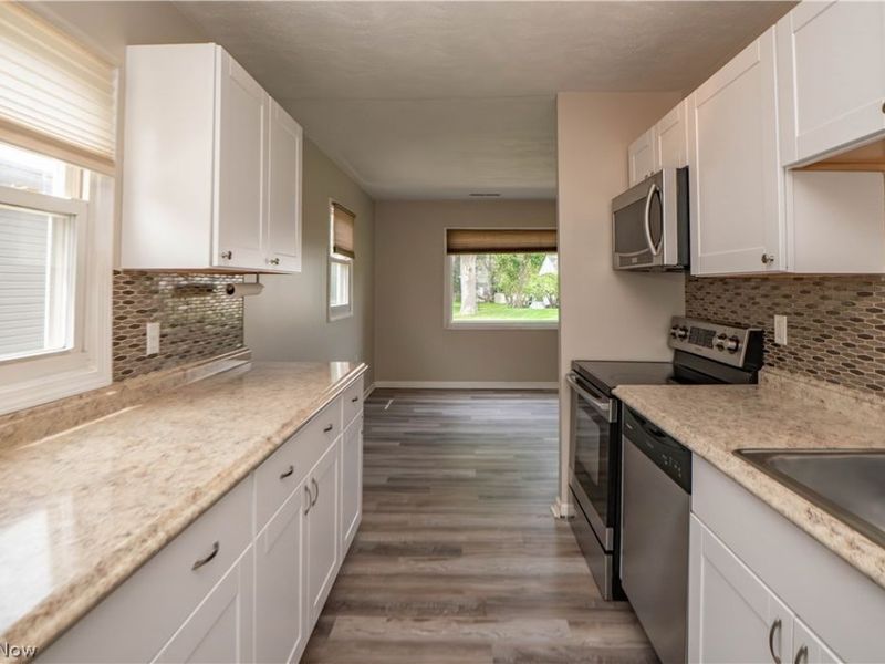 1060 Orchard Avenue NE, North Canton, OH 44720 Photo 8