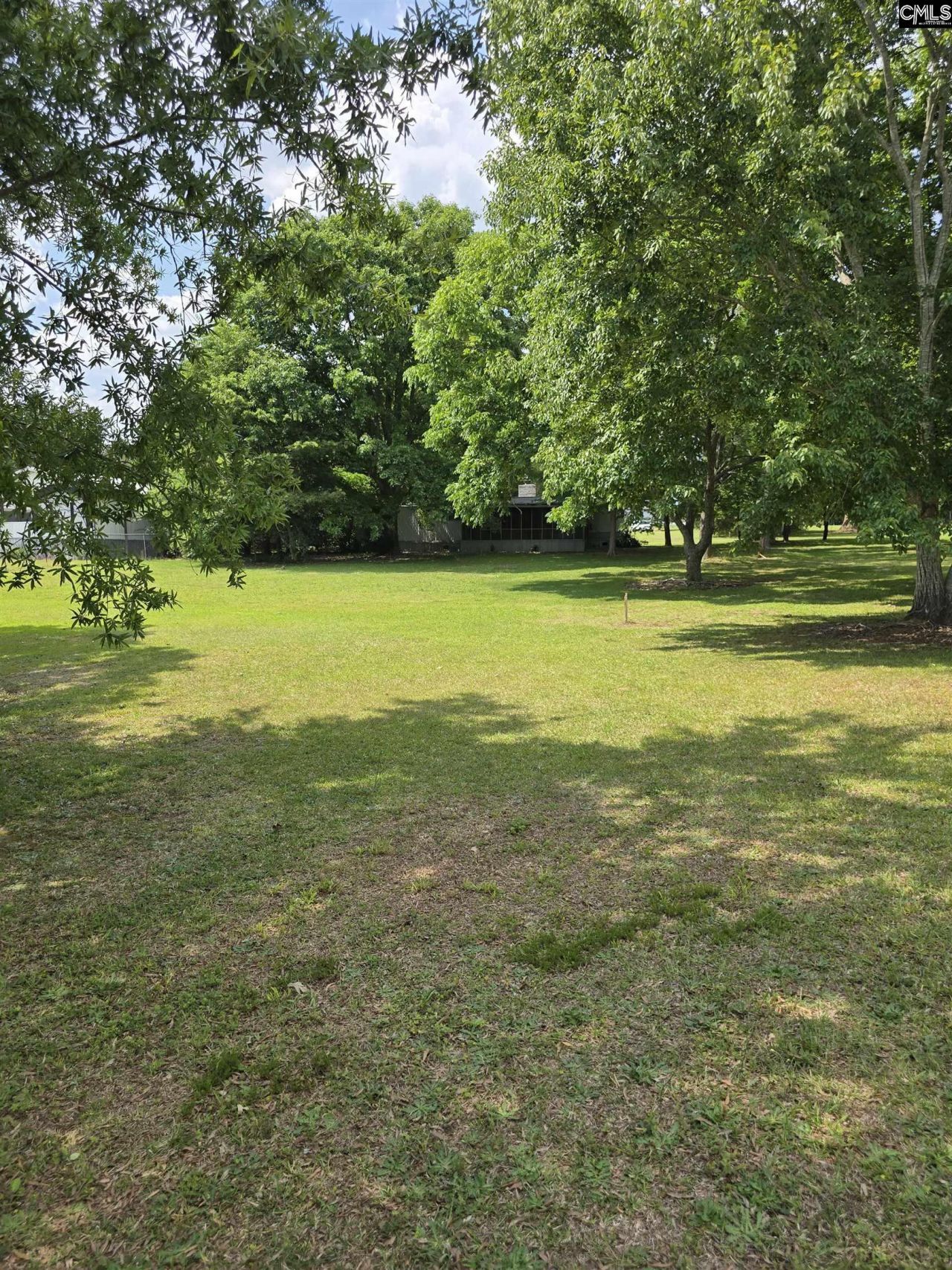 1193 Harvest Road  Photo 6
