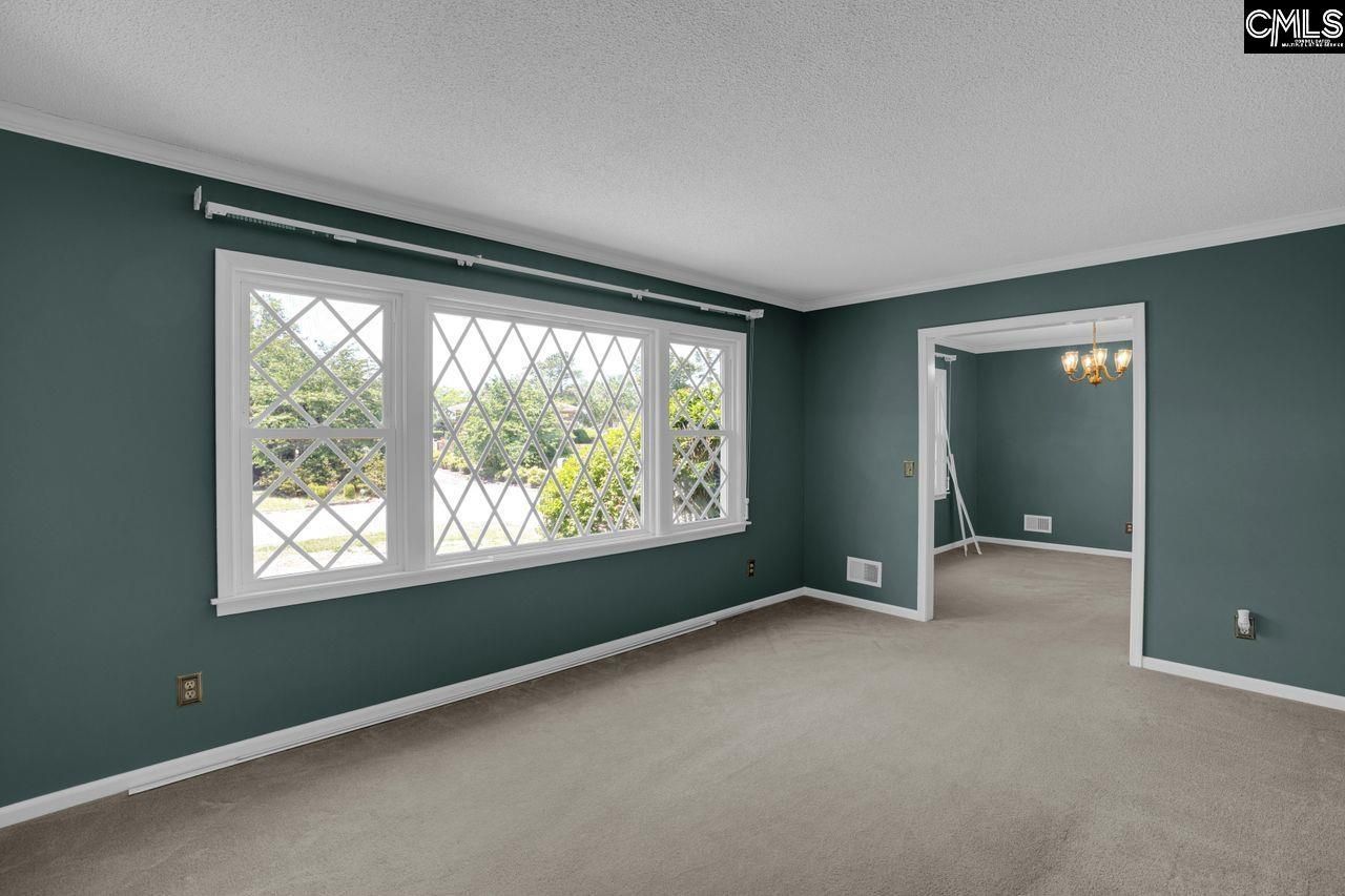 9732 Highgate Road  Photo 6