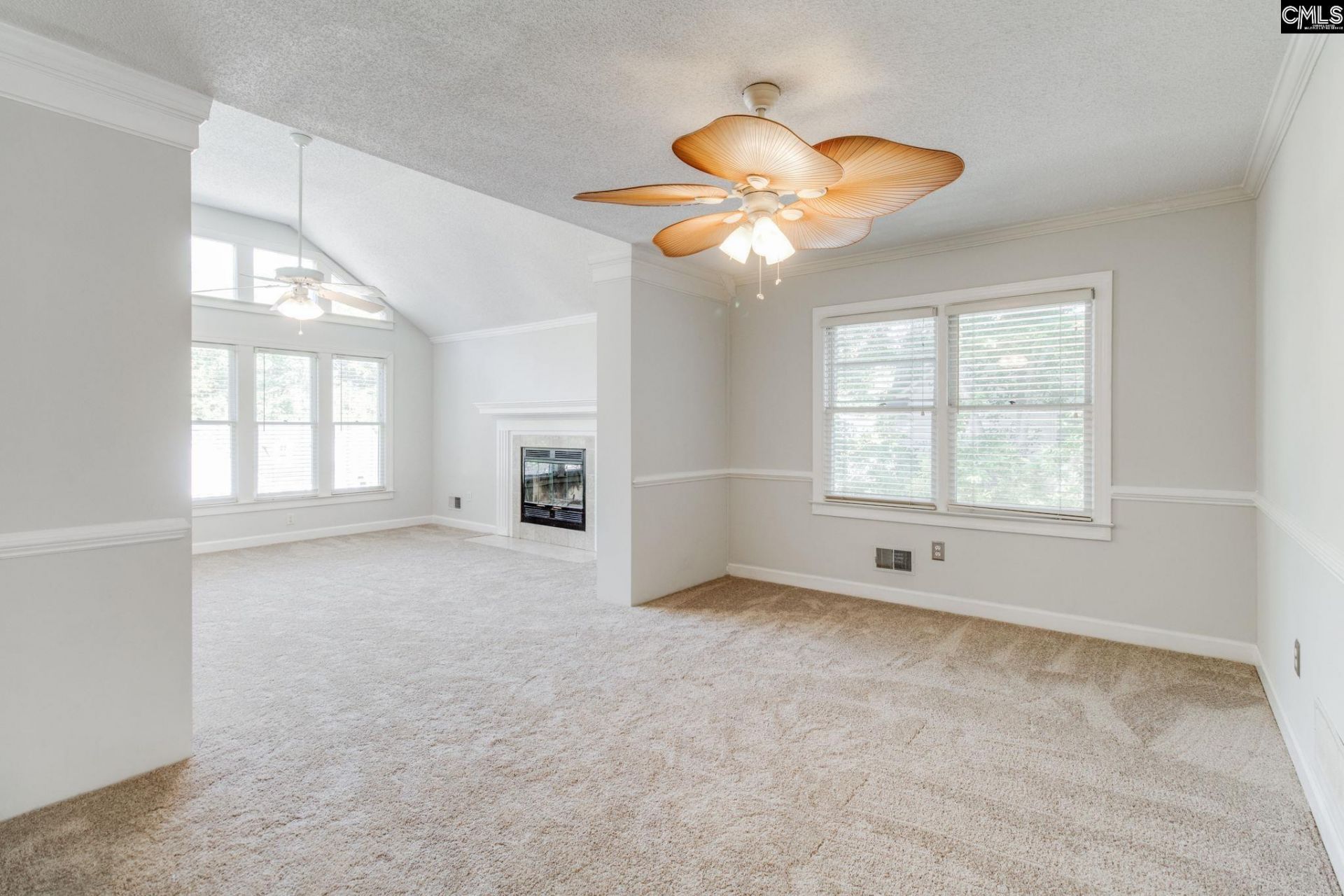 547 Pin Oak Drive  Photo 5