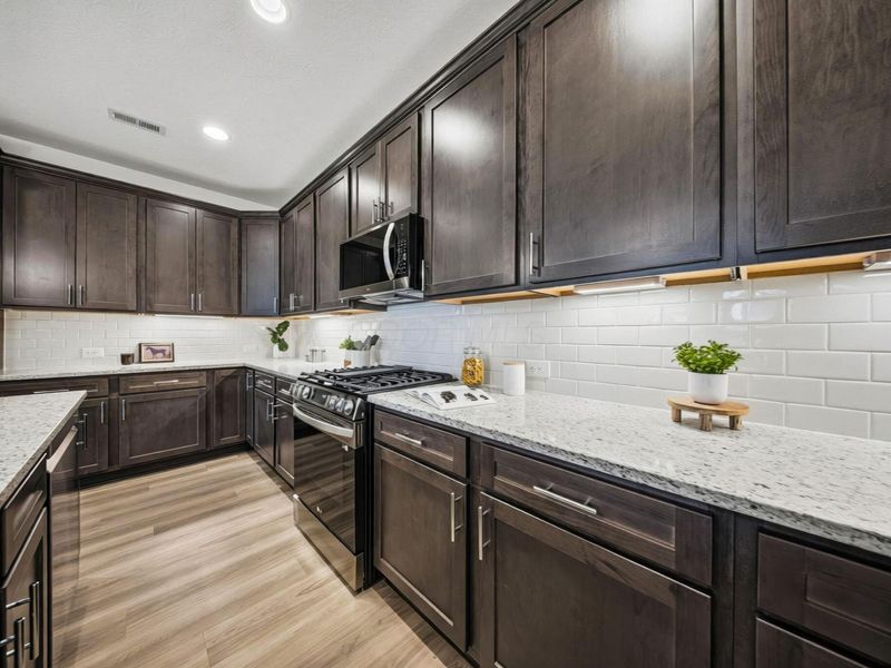 5176 Clarewood Lane, Dublin, OH 43016 Photo 6