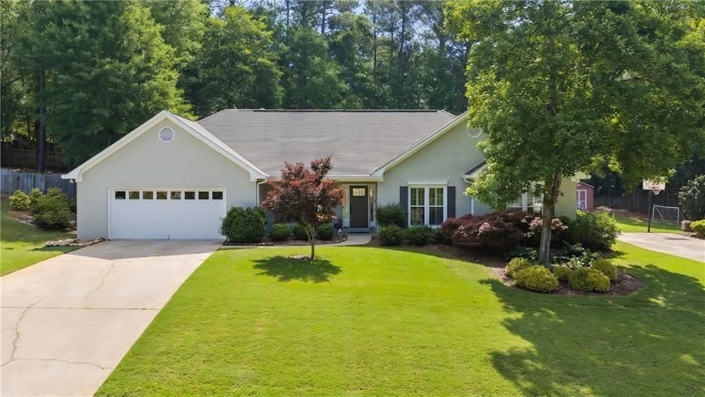 409 Taberon Road, Peachtree City, GA 30269 Main Photo