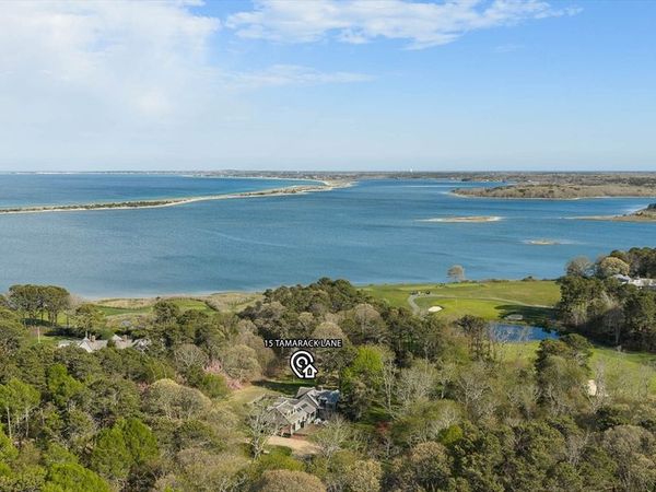 15 Tamarack Lane, Oak Bluffs, MA 02557