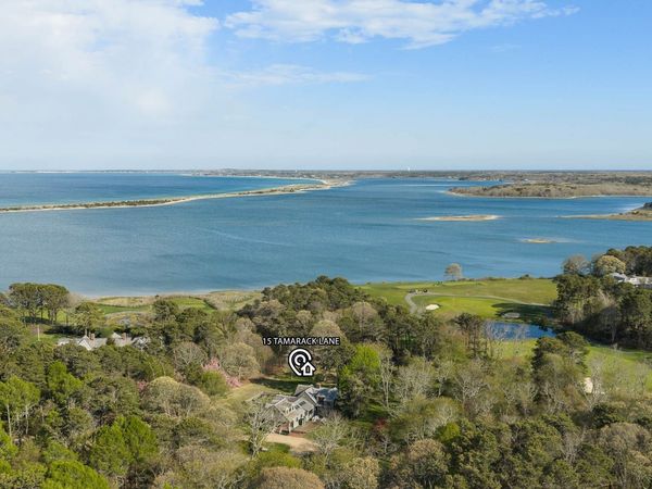 15 Tamarack Lane, Oak Bluffs, MA 02557