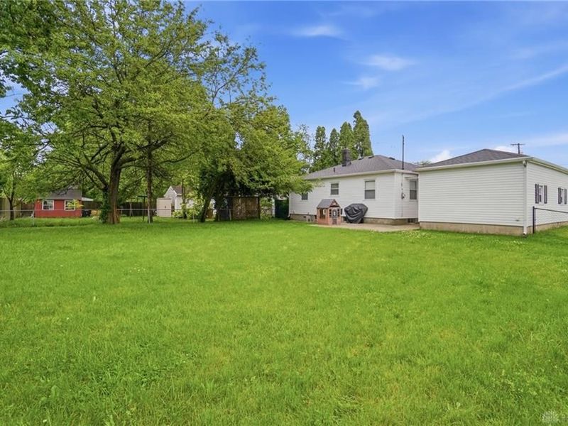 607 W Lake Avenue, New Carlisle, OH 45344 Photo 49