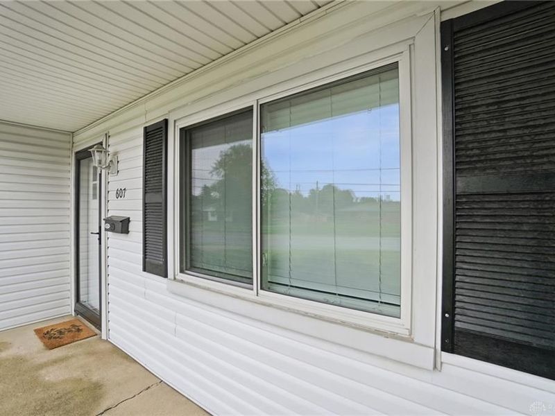 607 W Lake Avenue, New Carlisle, OH 45344 Photo 5