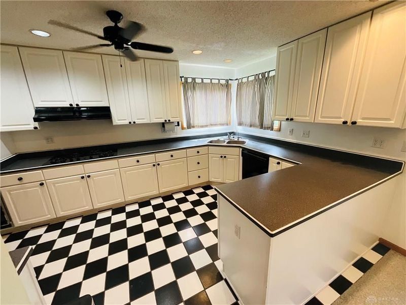 81 Argile Court, Franklin, OH 45005 Photo 3