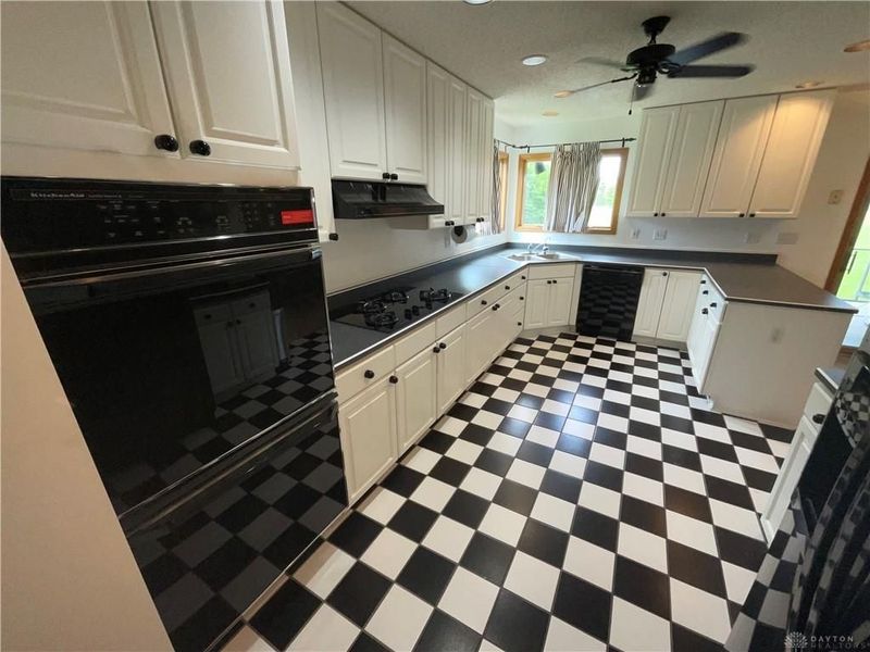 81 Argile Court, Franklin, OH 45005 Photo 4