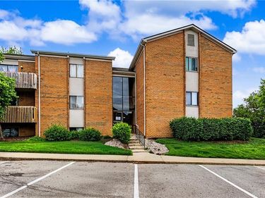 1105 Arrowhead Crossing, Unit C, West Carrollton, OH 45449