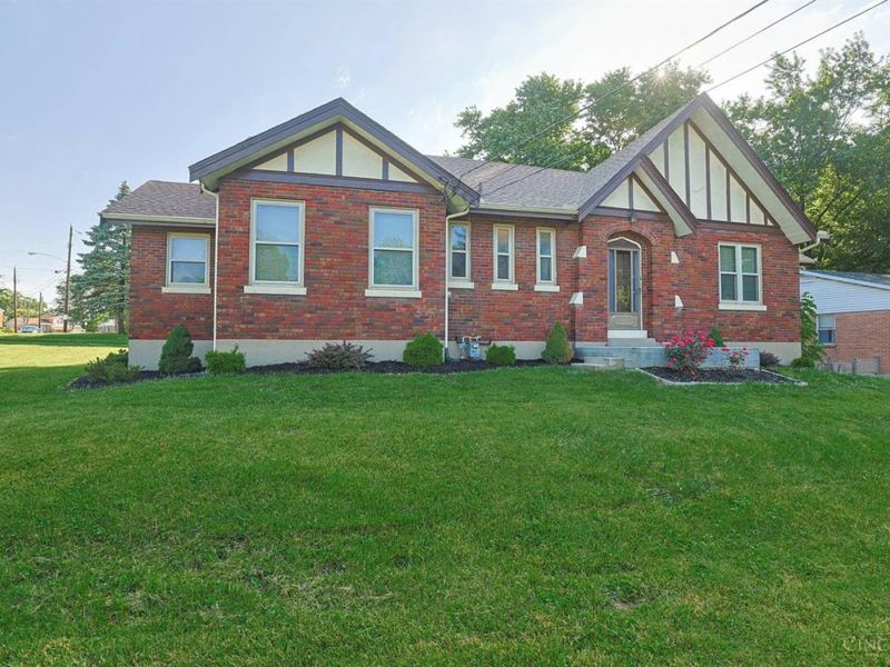 3247 Autumn Lane, Green Township, OH 45239 Photo 1