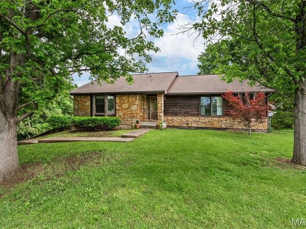 1114 Jacob Lane, Festus, MO 63028
