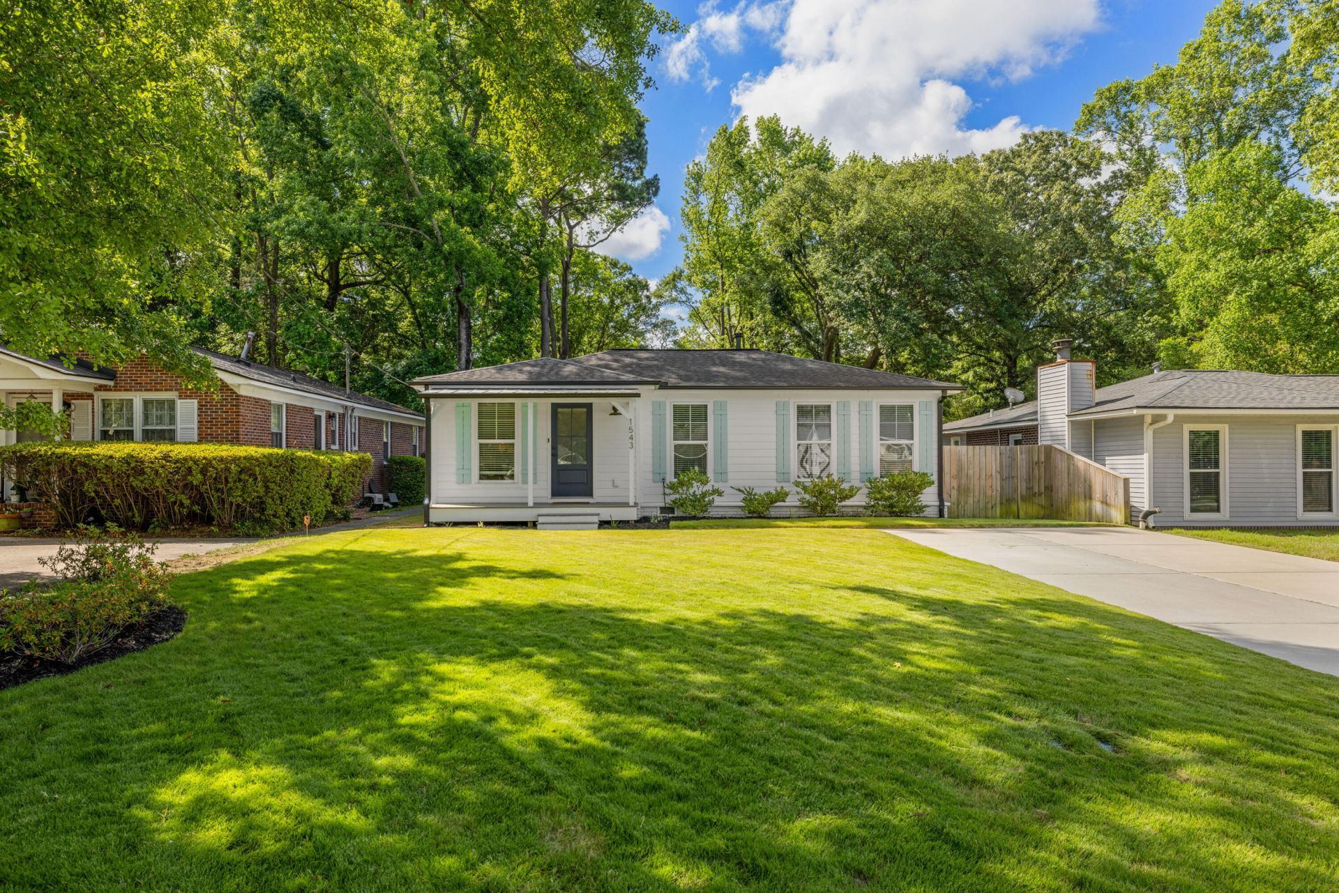 1543 Joan Street Photo 27