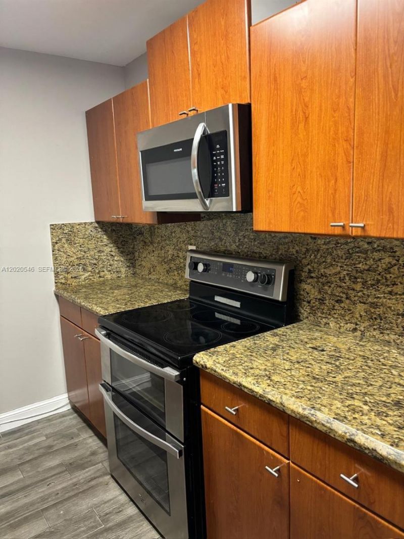 11585 NW 43rd St , Unit 11585, Coral Springs, FL 33065 Photo