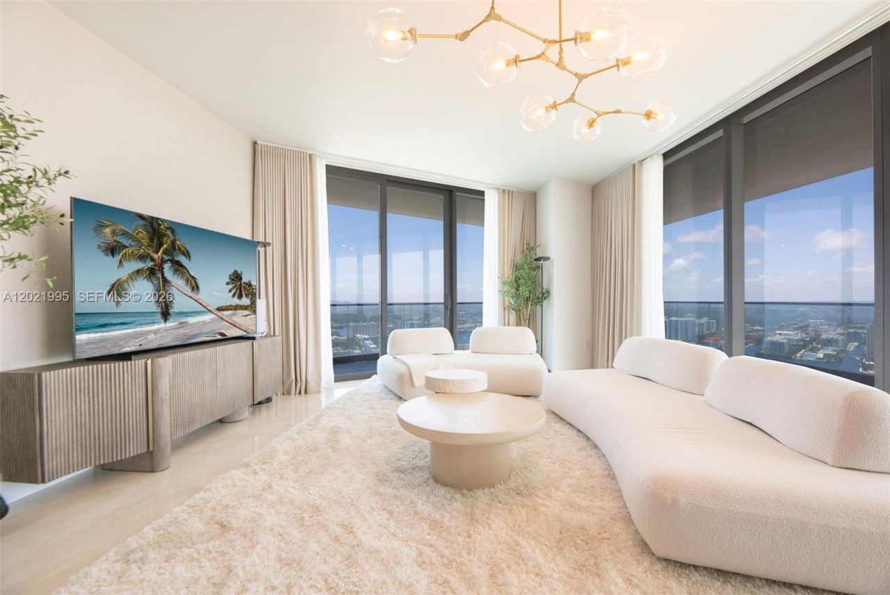 18975 Collins Ave , Unit 5205, Sunny Isles Beach, FL 33160 Photo