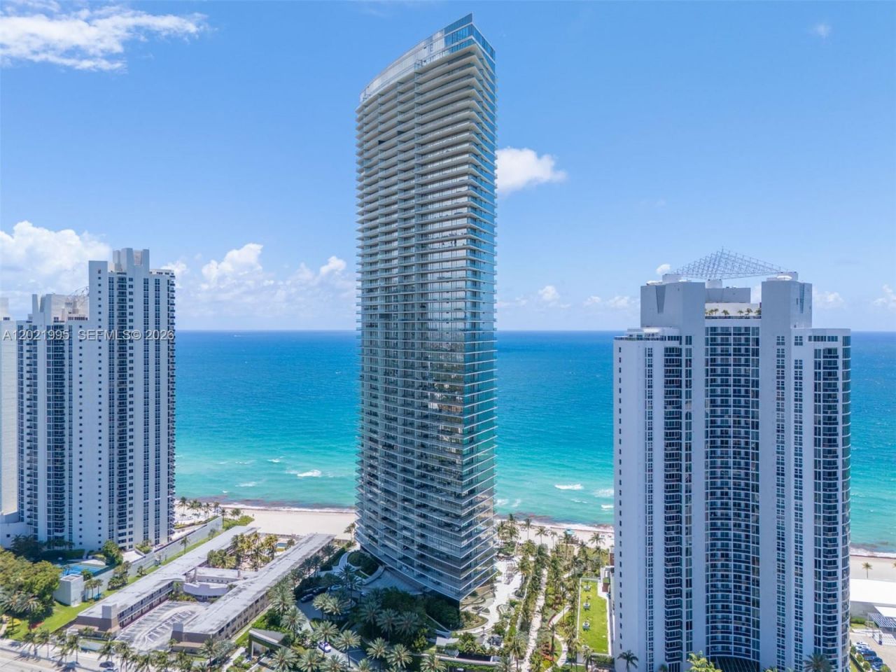 18975 Collins Ave , Unit 5205, Sunny Isles Beach, FL 33160 Photo
