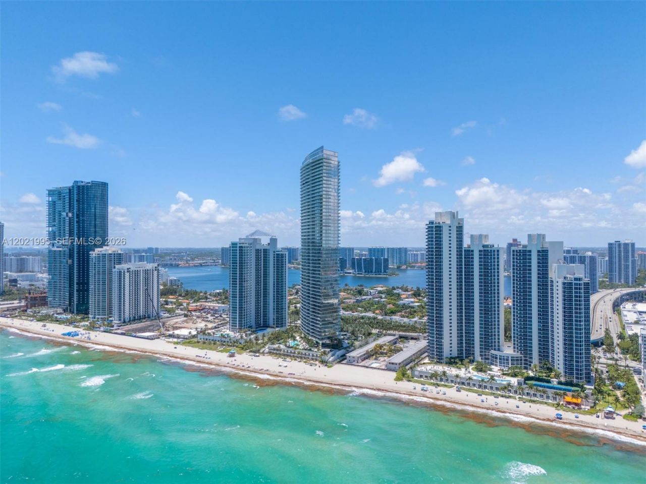 18975 Collins Ave , Unit 5205, Sunny Isles Beach, FL 33160 Photo