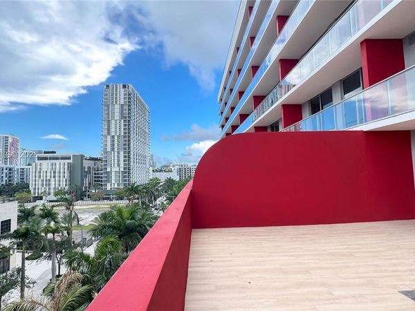 3100 NE 1st Av , Unit 608, Miami, FL 33137