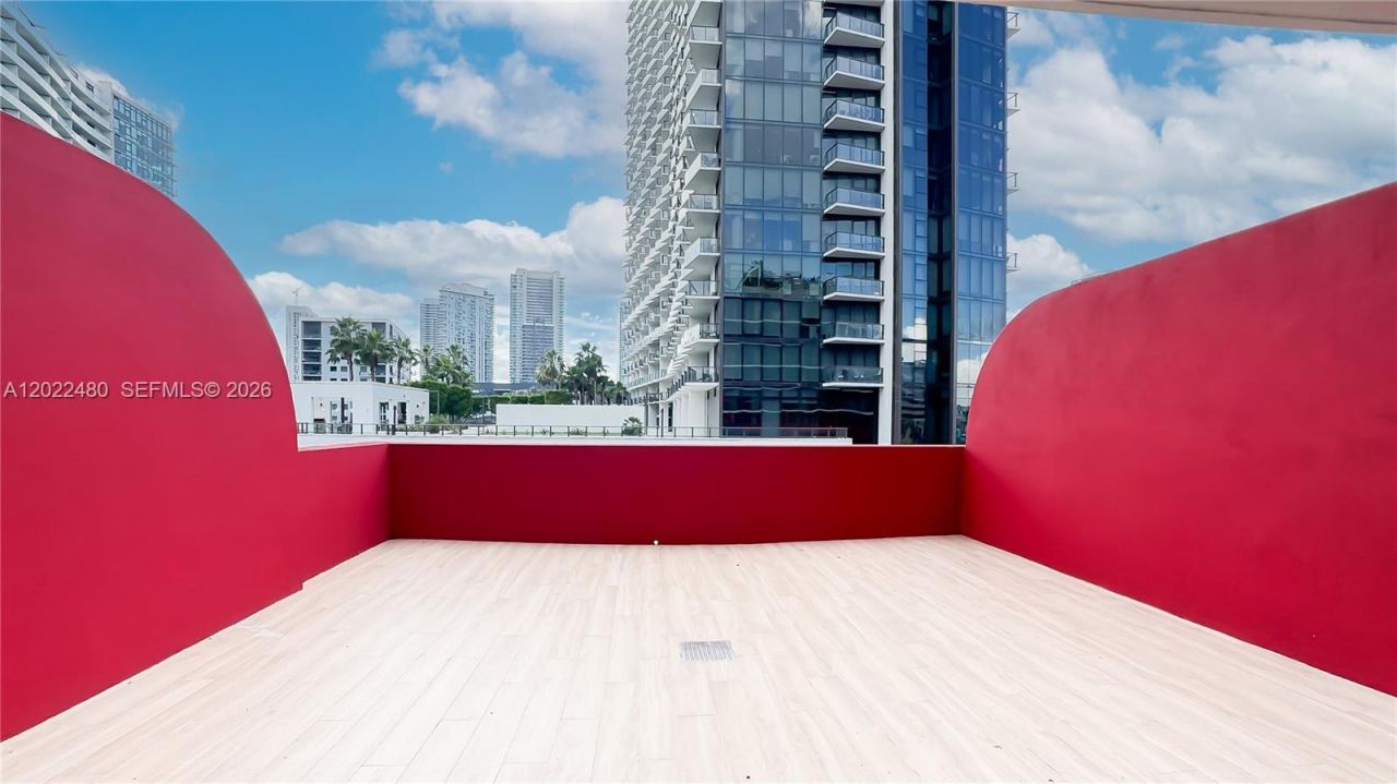 3100 NE 1st Av , Unit 608, Miami, FL 33137 Photo