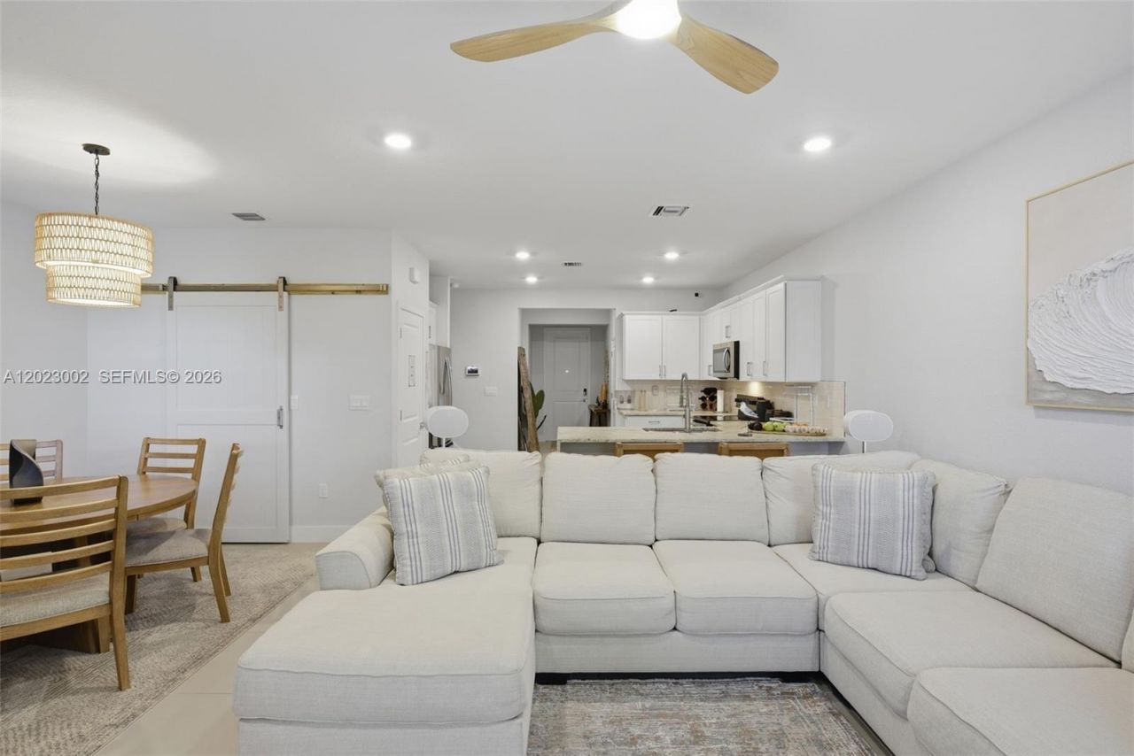 283 SW 169th Lane , Pembroke Pines, FL 33027 Photo