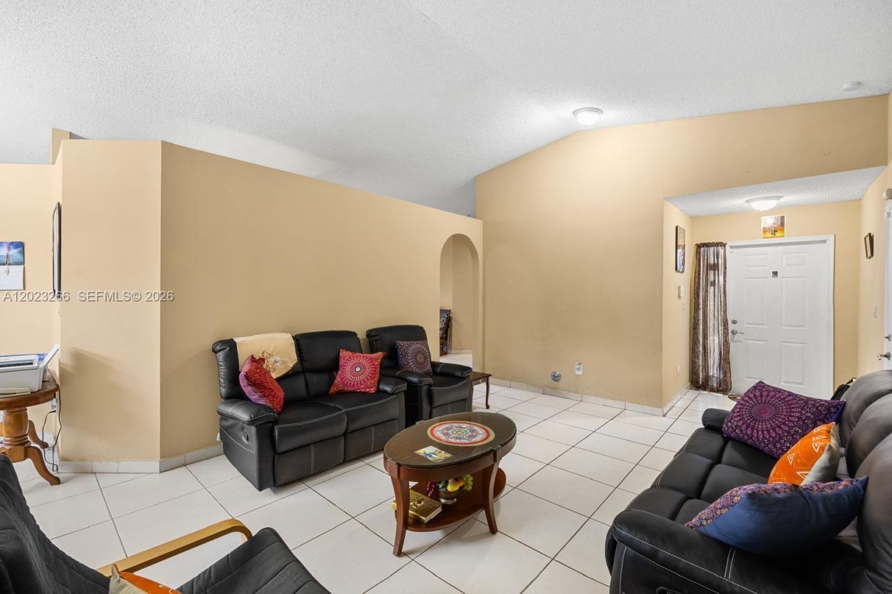 12360 SW 145th St, Miami, FL 33186 Photo