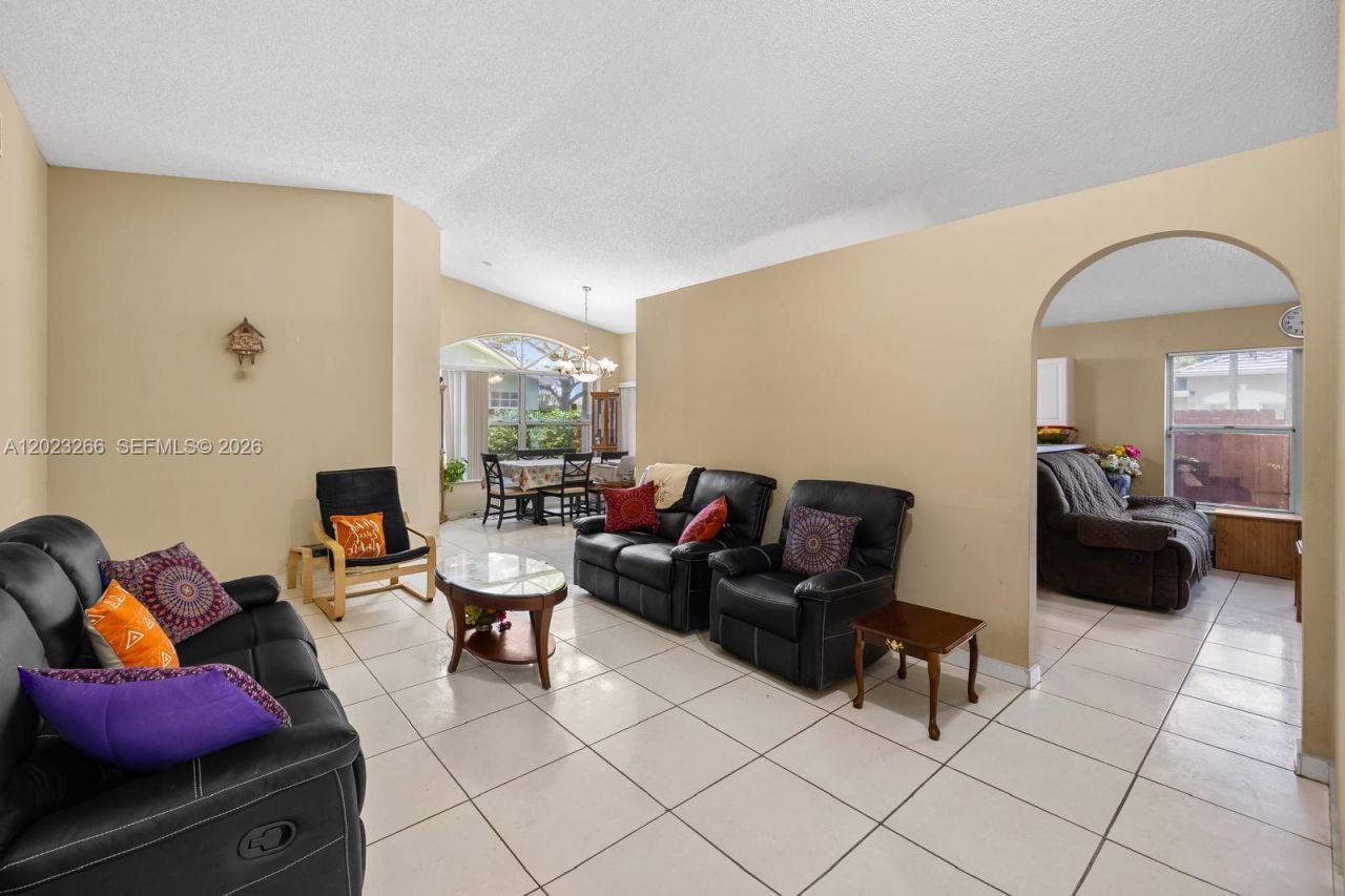 12360 SW 145th St, Miami, FL 33186 Photo