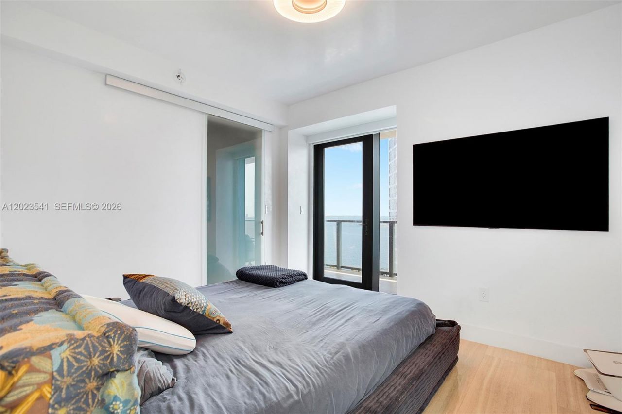 1451 Brickell Ave , Unit 1604, Miami, FL 33131 Photo