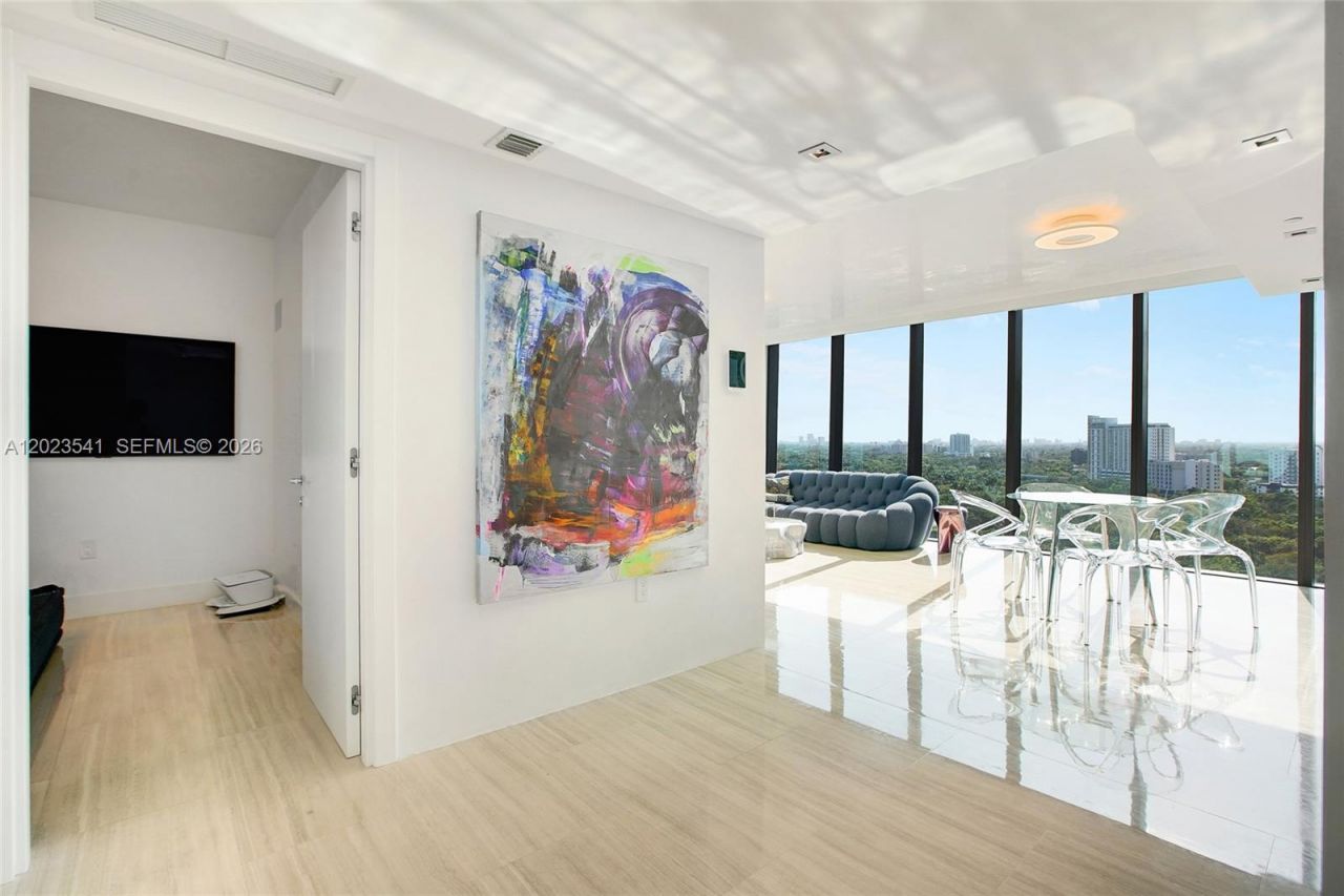 1451 Brickell Ave , Unit 1604, Miami, FL 33131 Photo
