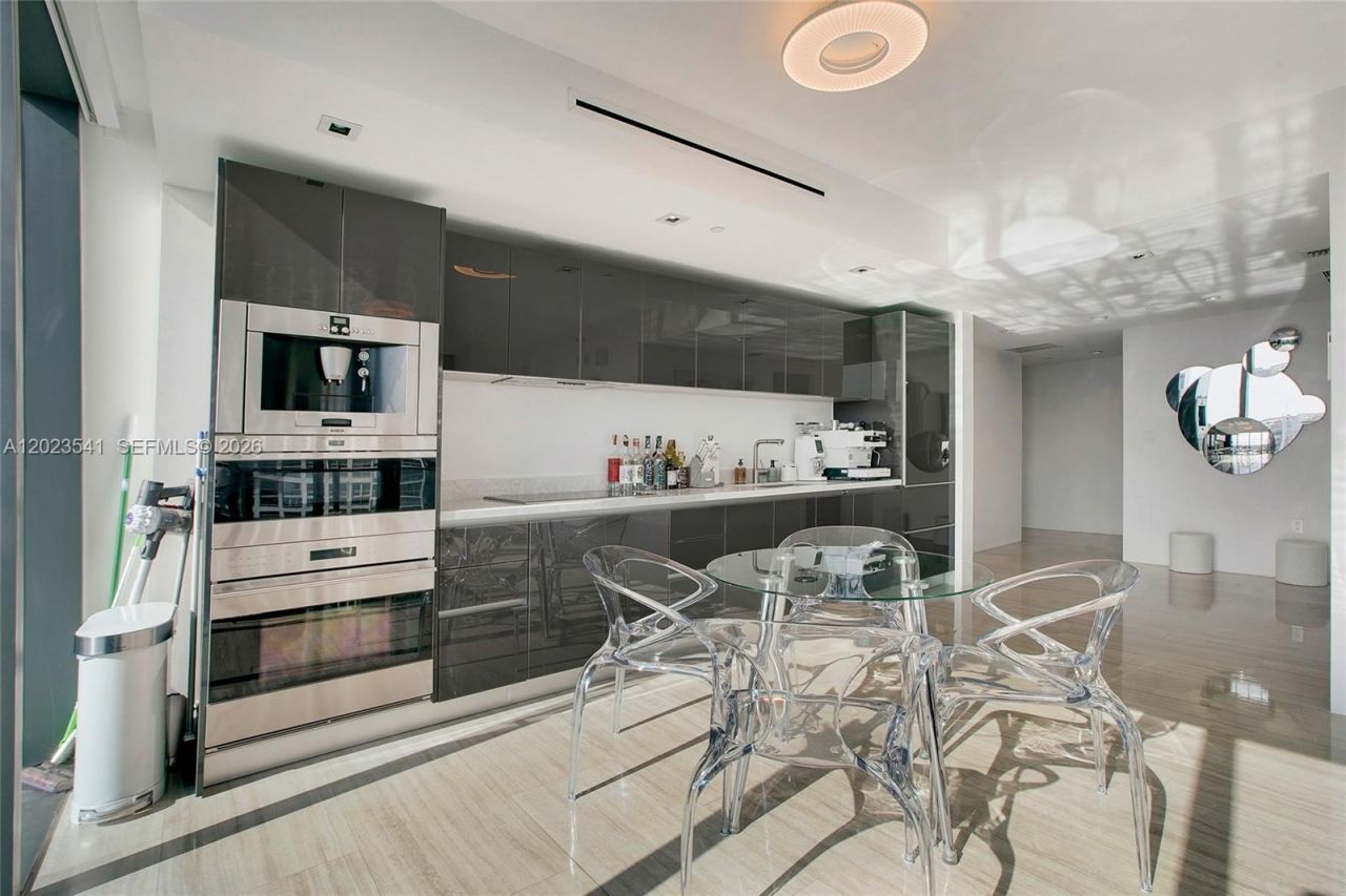 1451 Brickell Ave , Unit 1604, Miami, FL 33131 Photo