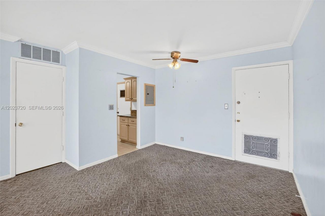 3040 NE 16th Ave , Unit 310, Oakland Park, FL 33334 Photo