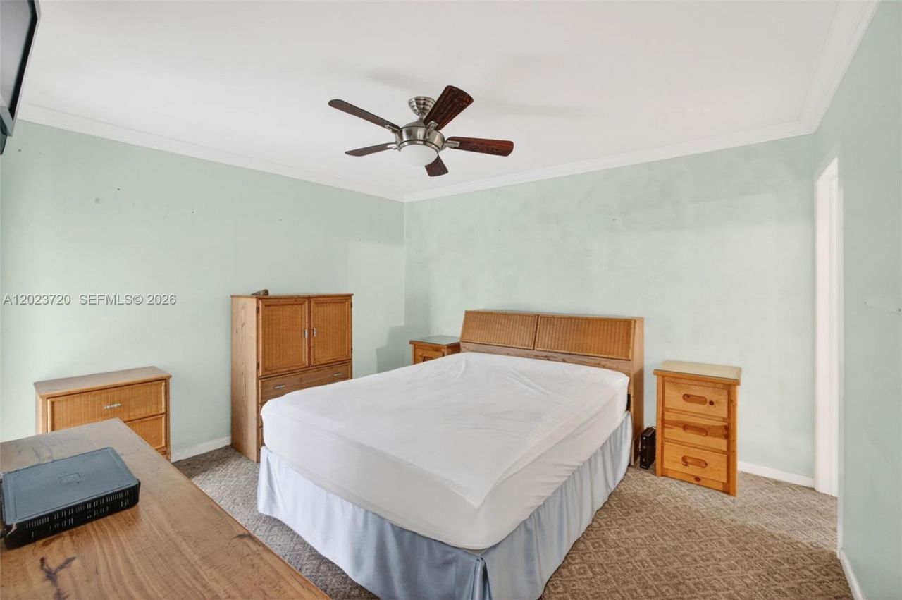 3040 NE 16th Ave , Unit 310, Oakland Park, FL 33334 Photo