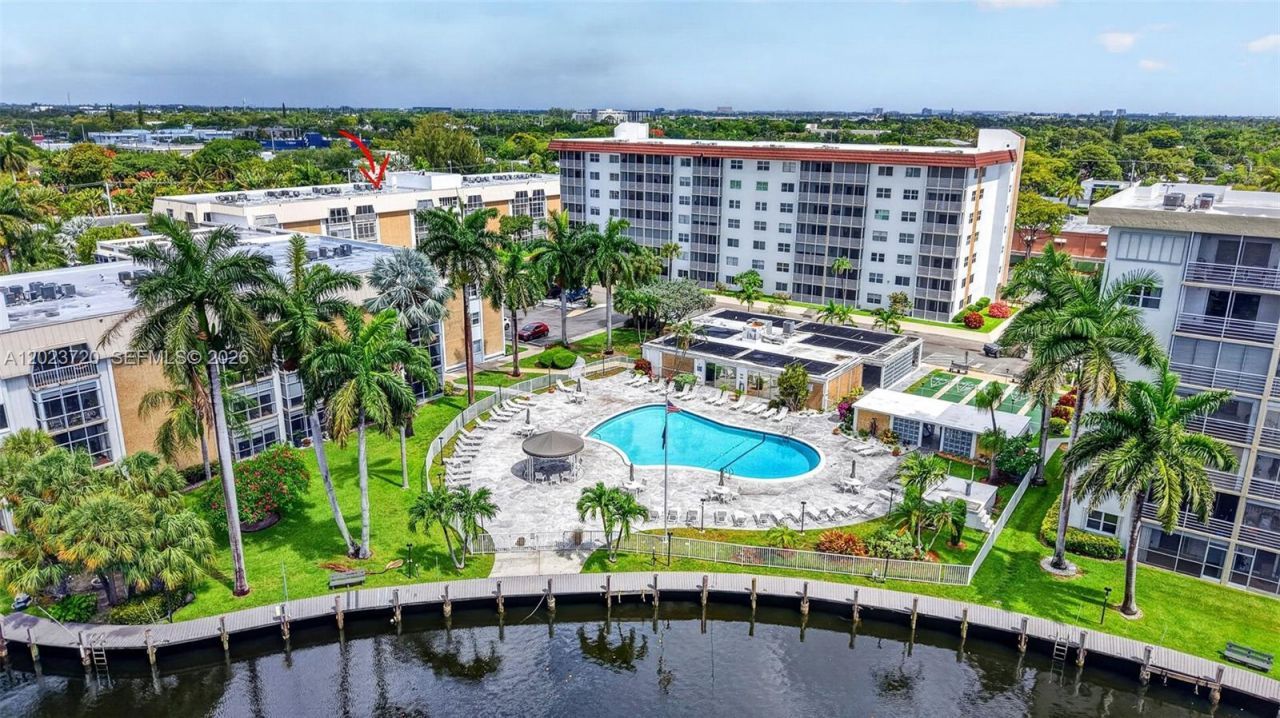 3040 NE 16th Ave , Unit 310, Oakland Park, FL 33334 Photo