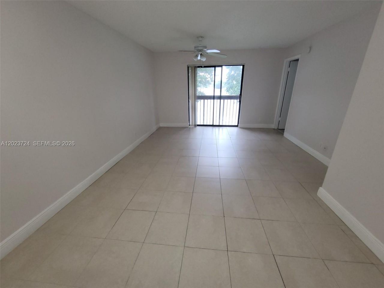 10005 Winding Lake Rd , Unit 204, Sunrise, FL 33351 Photo