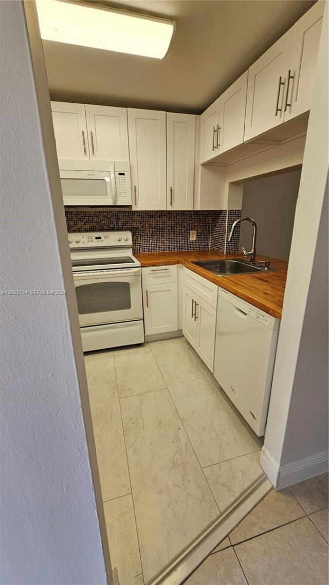 10005 Winding Lake Rd , Unit 204, Sunrise, FL 33351 Photo