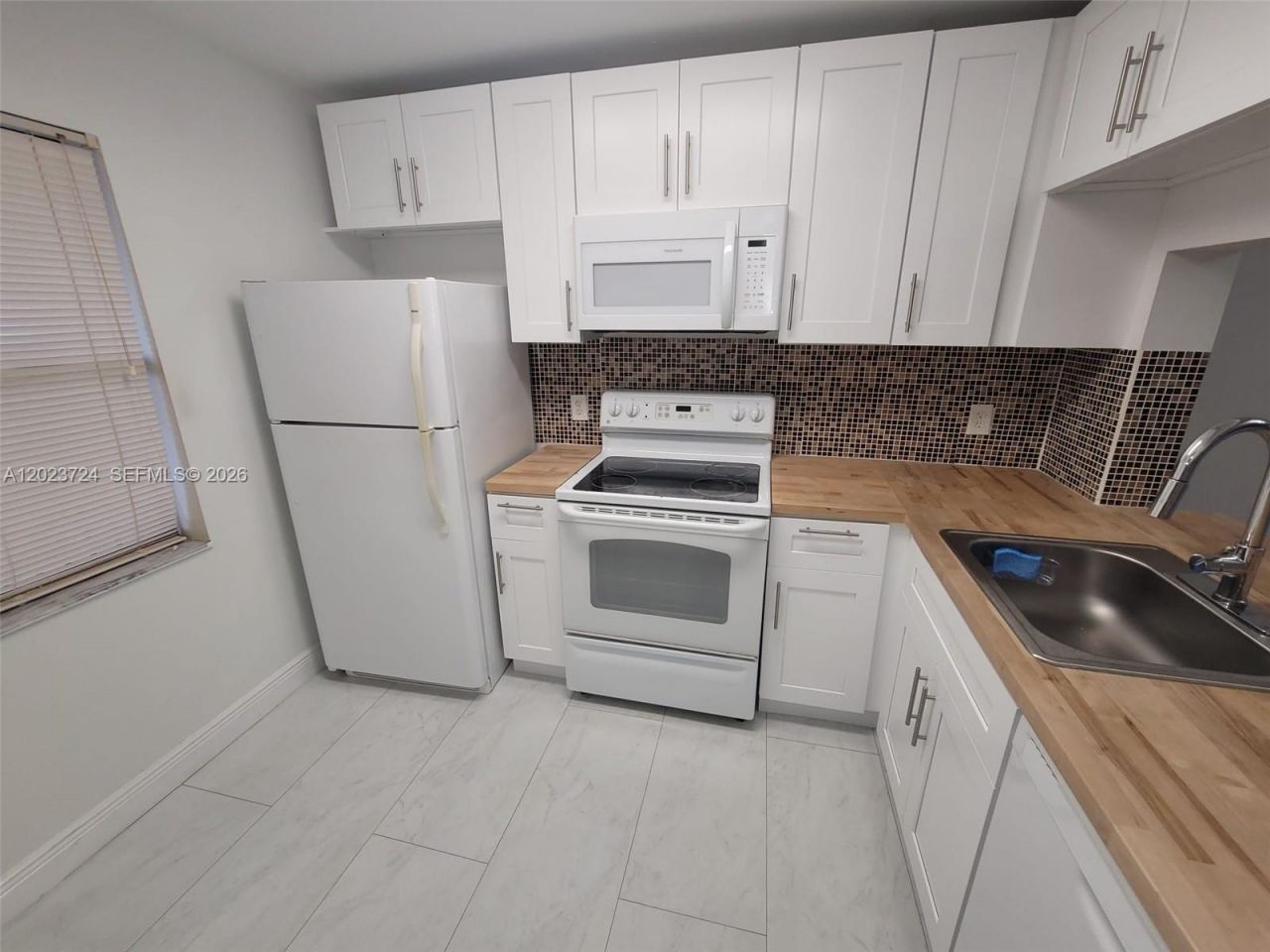 10005 Winding Lake Rd , Unit 204, Sunrise, FL 33351 Photo