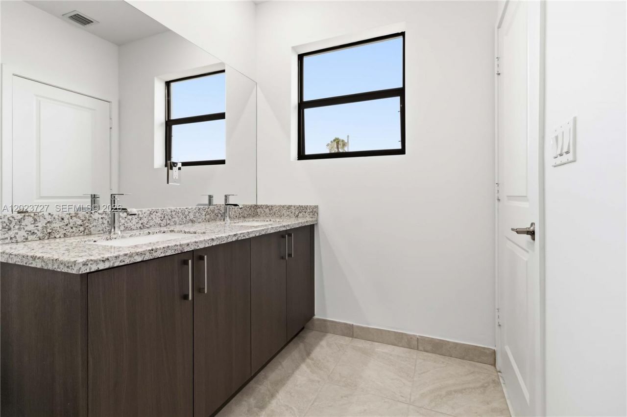 22348 SW 115 Ct, Unit 22348, Miami, FL 33170 Photo