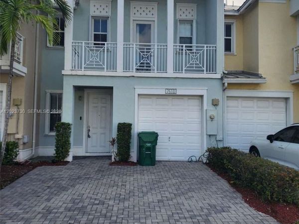 7510 NW 107th Pl , Doral, FL 33178