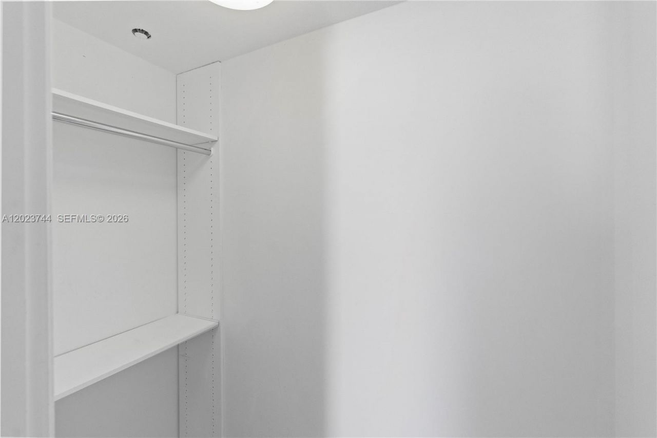 1541 Brickell Ave , Unit C1607, Miami, FL 33129 Photo