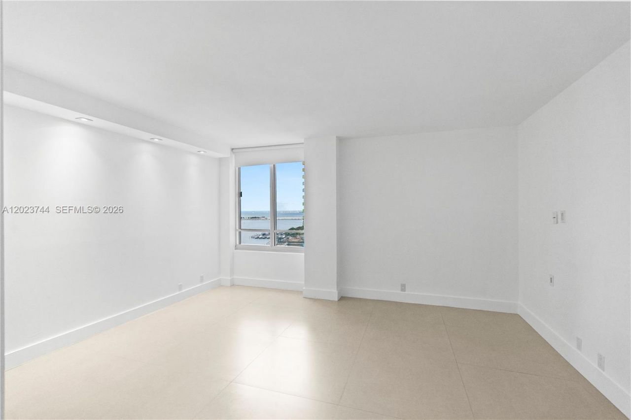 1541 Brickell Ave , Unit C1607, Miami, FL 33129 Photo