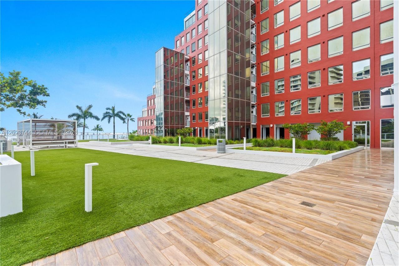 1541 Brickell Ave , Unit C1607, Miami, FL 33129 Photo