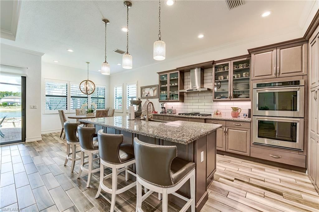 9327 Woodhurst Dr, Naples, FL 34120 Photo