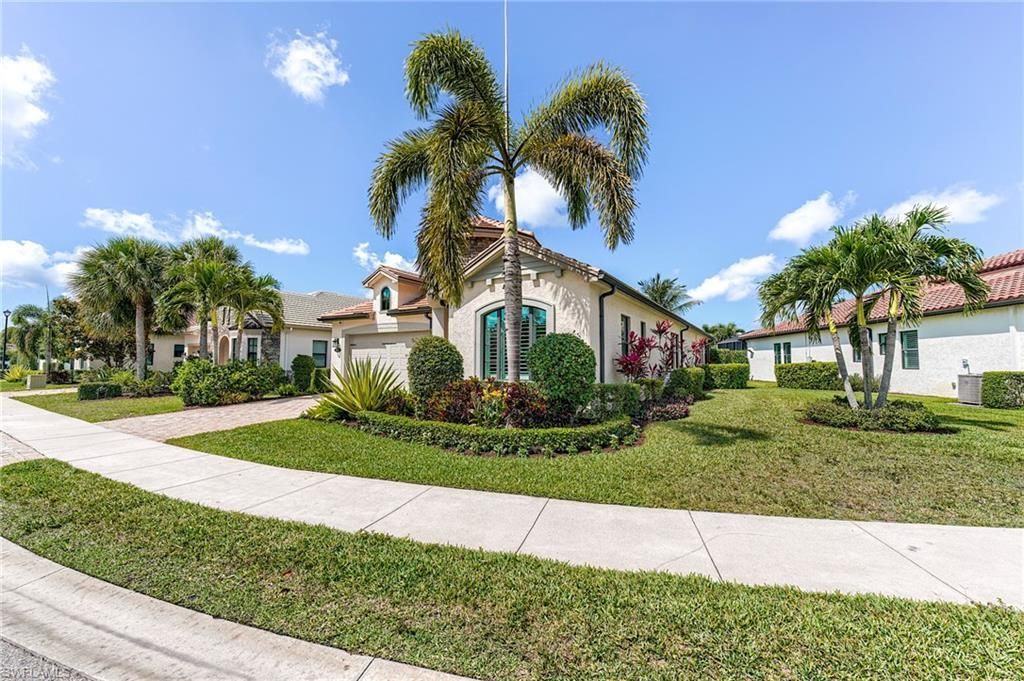 9327 Woodhurst Dr, Naples, FL 34120 Photo