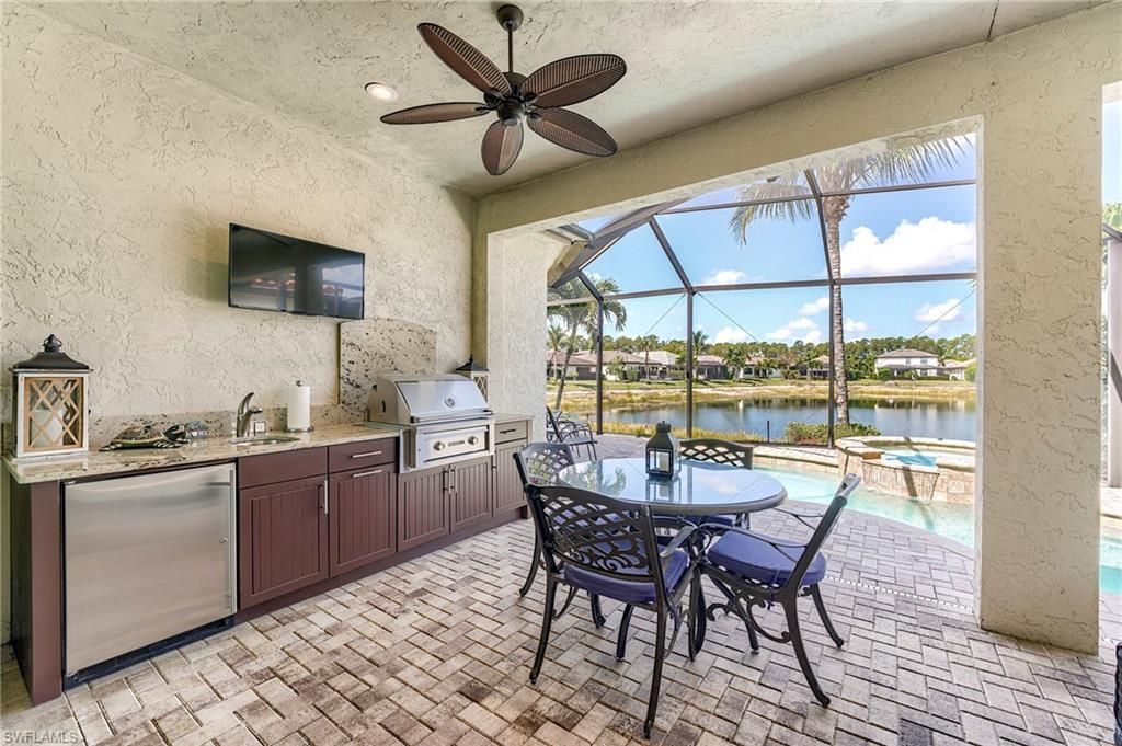 9327 Woodhurst Dr, Naples, FL 34120 Photo