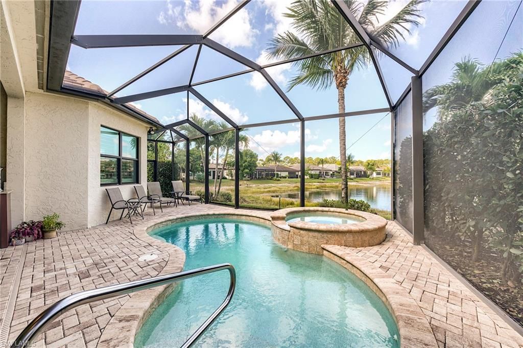9327 Woodhurst Dr, Naples, FL 34120 Photo