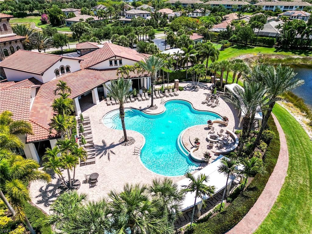 9327 Woodhurst Dr, Naples, FL 34120 Photo
