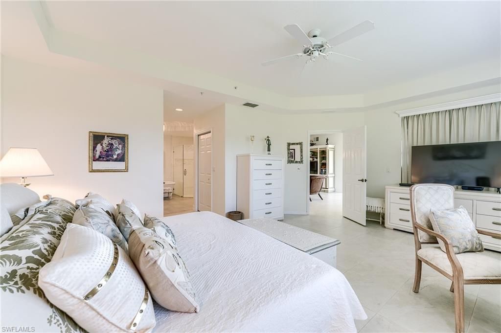 2070 Aberdeen Ln , Unit 101, Naples, FL 34109 Photo