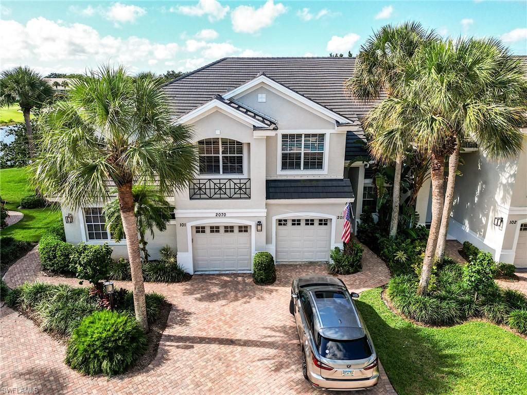 2070 Aberdeen Ln, Unit 101, Naples, FL 34109 Photo