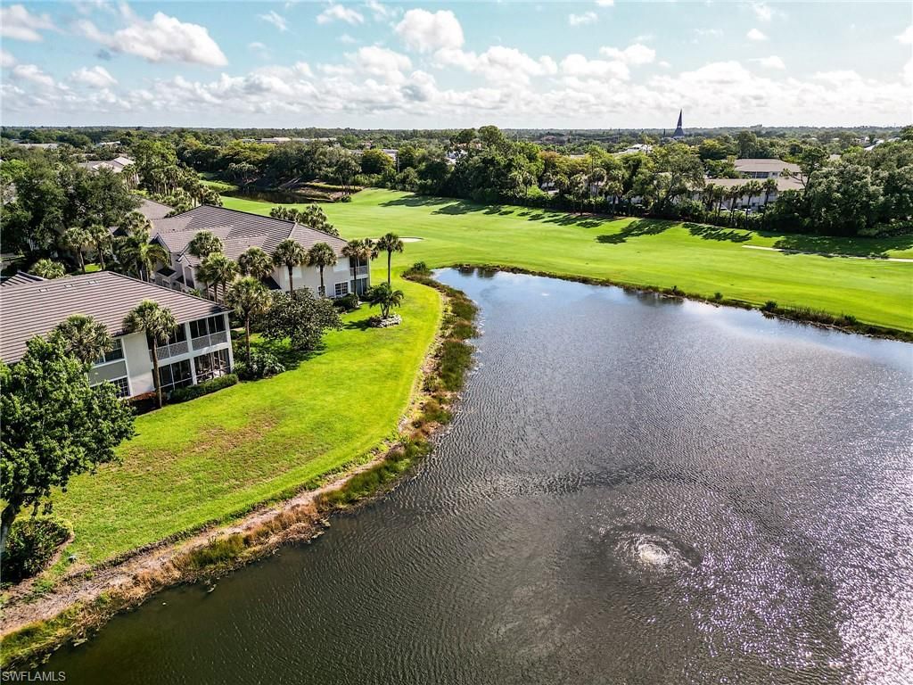 2070 Aberdeen Ln , Unit 101, Naples, FL 34109 Photo