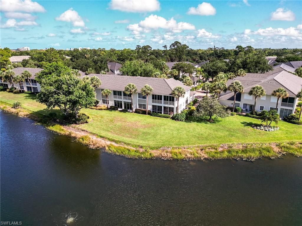 2070 Aberdeen Ln , Unit 101, Naples, FL 34109 Photo